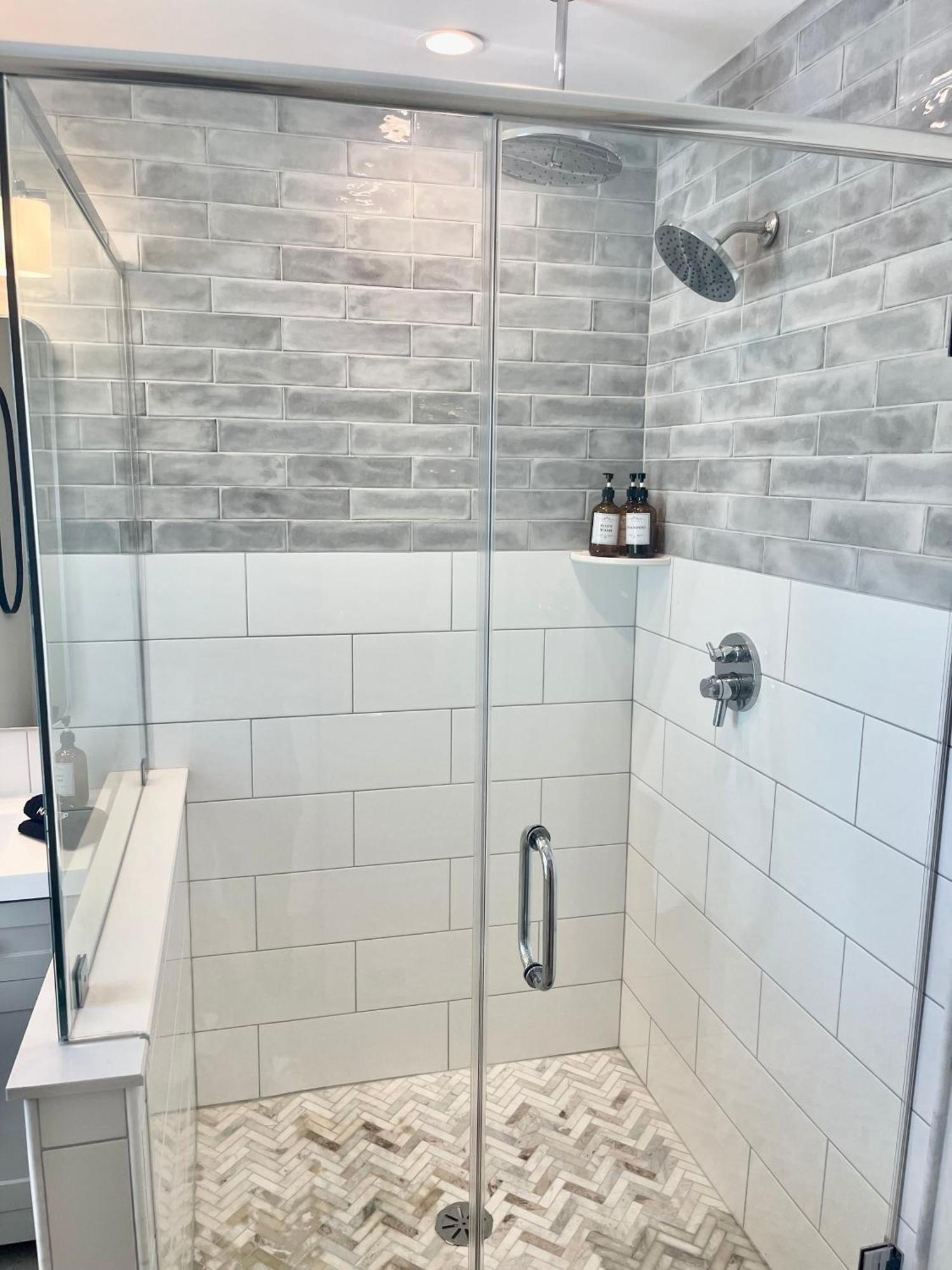 Modern Fully Renovated Suite & Loft In Downtown Trenton Zewnętrze zdjęcie
