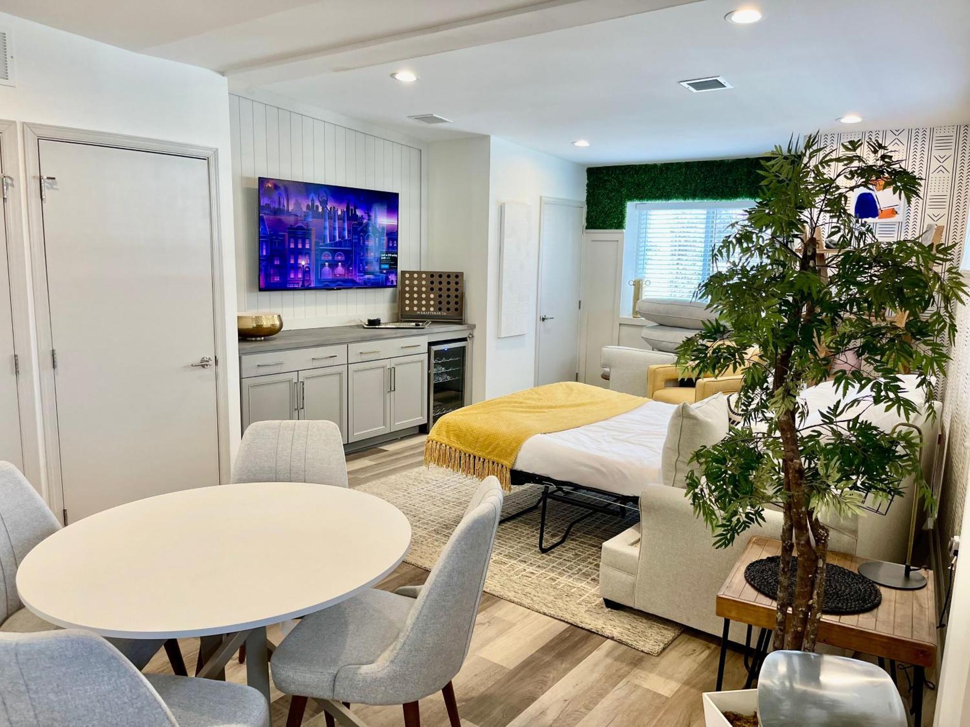 Modern Fully Renovated Suite & Loft In Downtown Trenton Pokój zdjęcie
